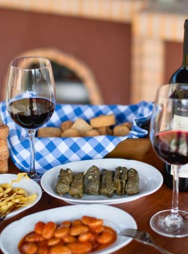 Traditional Greek dinner and wine pairing at Casa Cinque